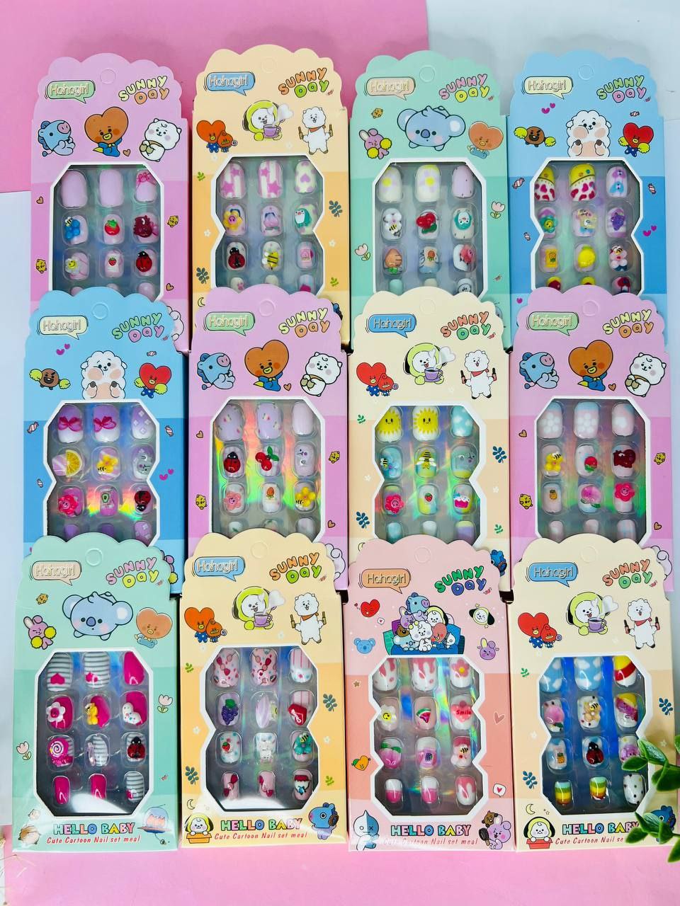 ناخن بچه خارجی